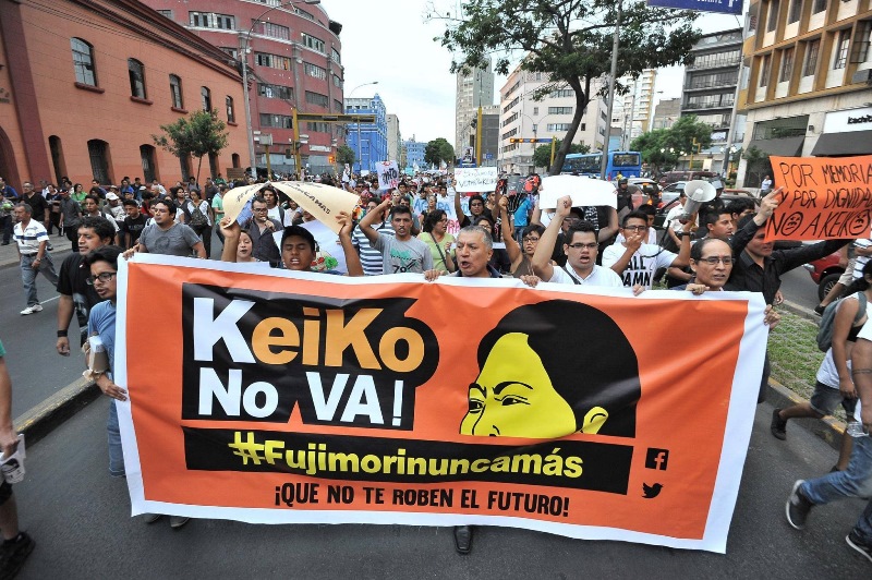 Pancarta con el lema «Keiko No Va!» utilizada en la
marcha del 31 de mayo de 2016. 