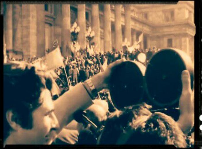 Fotografía: frente del Congreso de la Nación el día del velatorio de Juan Domingo Perón