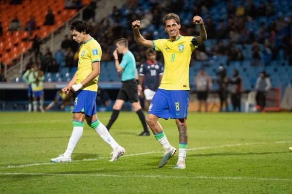 Brasil goleó y se acomodó en su grupo