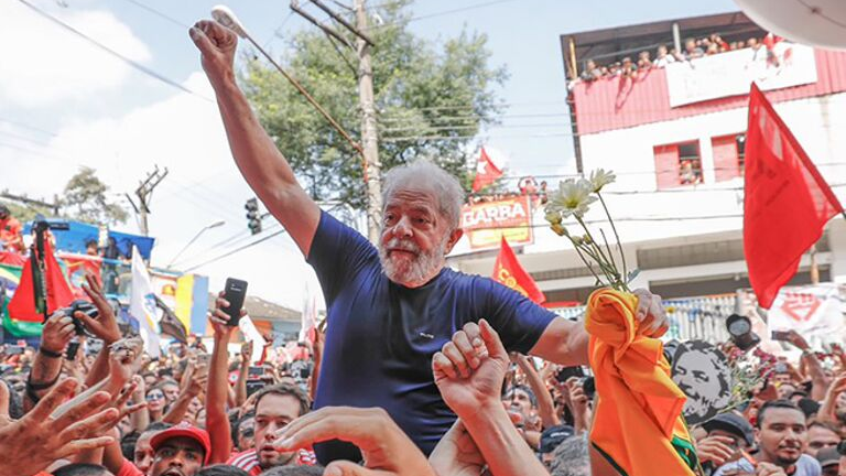 Presentan la cátedra libre “Lula Livre”