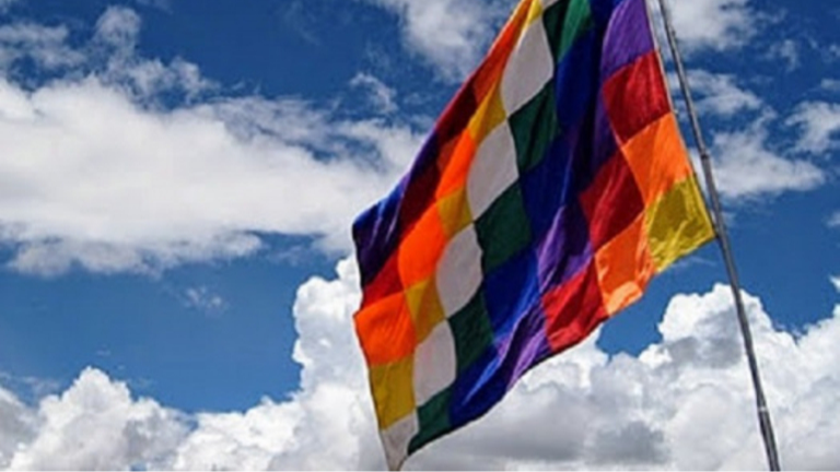 Bandera Whipala
