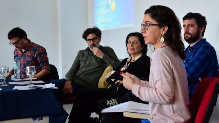 Guillermo Romero, Brenda Focás, Esteban Rodríguez Alzueta, Stella Martini y el sociólogo Santiago Galar