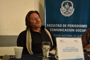 Carlos Rozanski disertando en el cierre del III Comcis y II CCP